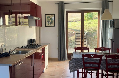 Tourreilles Cottage | Set of 4 air-conditioned 3* gîtes, swimming pool for 16 people in the middle of the vineyards.