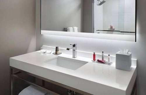 Stone Mountain Hotel | Set within Stone Mountain Park! FREE Parking, Onsite Pool, Pets Allowed!