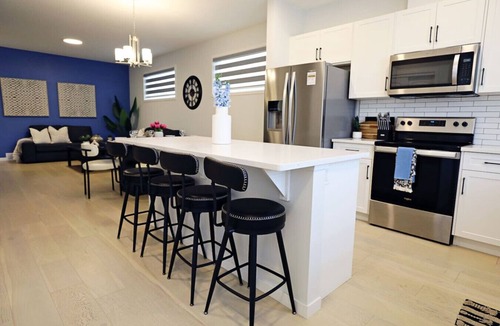 Southeast Calgary House | Seton 4BR | Near Hospital, Shopping, Parks