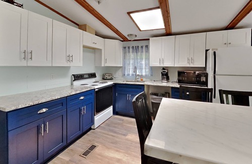 Put-in-Bay House | Settle In & Unwind | 8 ppl | IC63