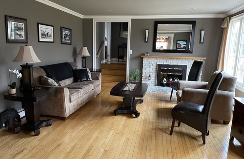 St. John's House | Settled-Inn
