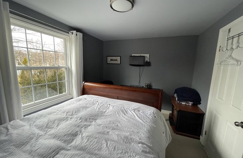 St. John's House | Settled-Inn