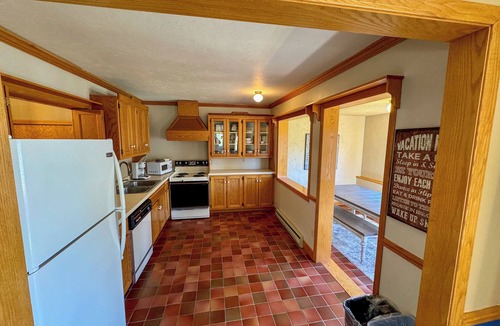 Fish Creek Bed & Breakfast | Settlement Inn & Lavender Spa