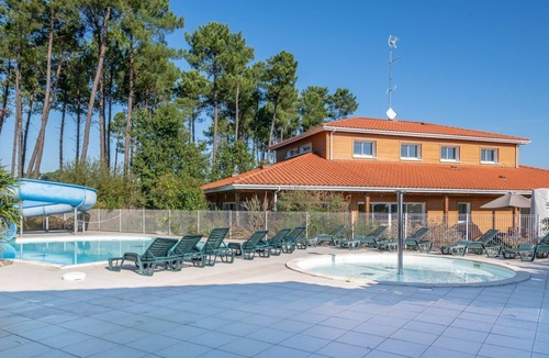 Parentis-en-Born Condo | Seulement à 400m du lac de Biscarrosse | Piscines!