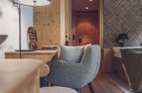 Klosters Platz Hotel | Seven Alpina Boutique Hotel