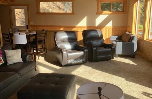 Riggins House | Seven Devils Mtn Retreat