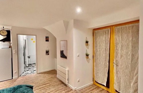 Saint-Vincent-de-Barres Apartment | Seven Keys - Enclave du Coiron