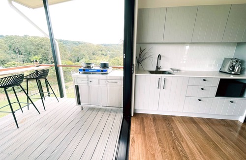 Beerwah Bed & Breakfast | Seven Peaks Farm Stay