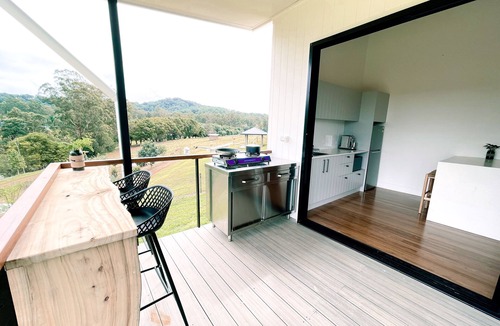 Beerwah Bed & Breakfast | Seven Peaks Farm Stay