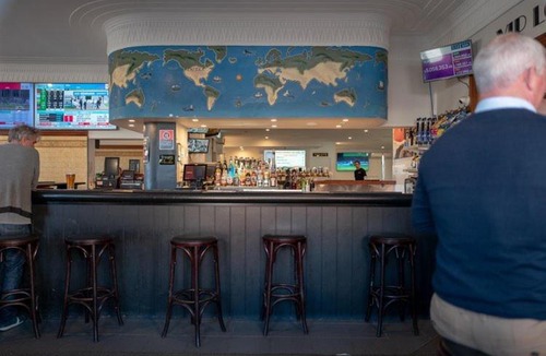 Carrington Hotel | Seven Seas Hotel