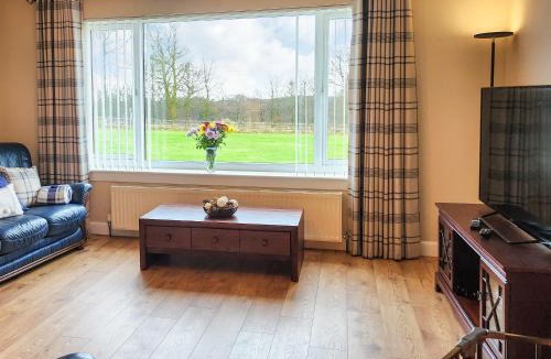 Airdrie House | Seven Seasons