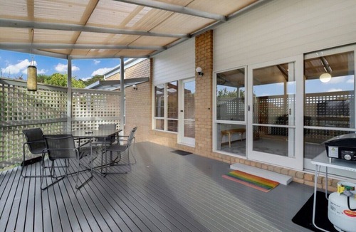 Clifton Springs House | Seven Views I Pool Table n Water Views