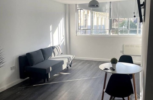 RopeWalks Apartment | Sevenstay Bold St Apt 8