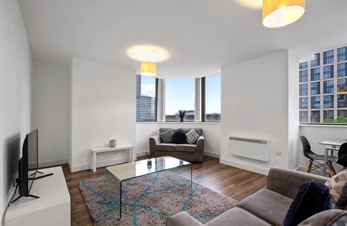 The Westside Apartment | SevenStays Broadway Residences - Gym and Parking