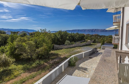 Povile Apartment | Sever 1 kat/HR-09156-01 by Interhome