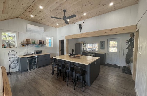 Muskoka Lakes Cottage | Severn Station Family Cottage