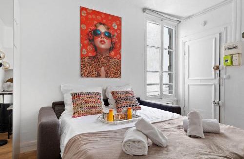 Quartier de l'Ecole-Militaire Apartment | Sevres Cosy studio