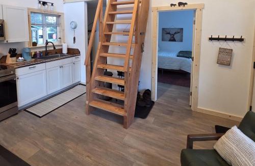 Seward Ski Chalet | Seward Mountain View Cabins #6