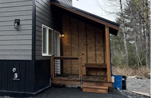 Seward Ski Chalet | Seward Mountain View Cabins #8