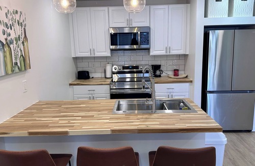 Hamilton House | Sewing Serenity A - NEW 2 BR Home in Quilt Town