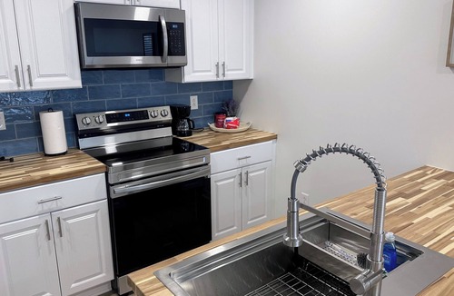 Hamilton House | Sewing Serenity B- 2 BR New Home in Hamilton, MO