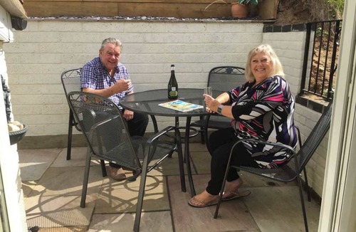 Horning House | Seymour Cottage Summa