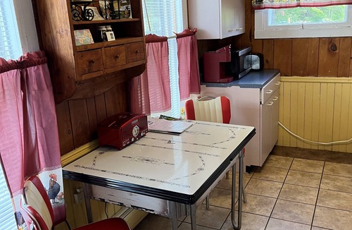 Morgan Bed & Breakfast | Seymour Lake Lodge