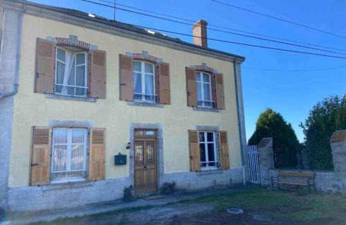Mailhac-sur-Benaize House | Sfeervol huis op het platteland