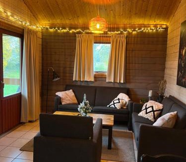 Mauroux Ski Chalet | Sfeervolle en ruime chalet Il Mondo