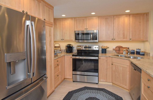 Crescent Beach Condo | SH 134 Newly Remodeled 2015 2 Bedroom Flat