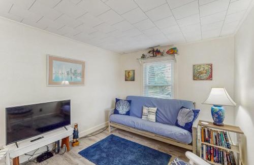 Shallotte House | SH06 Coastal Cottage
