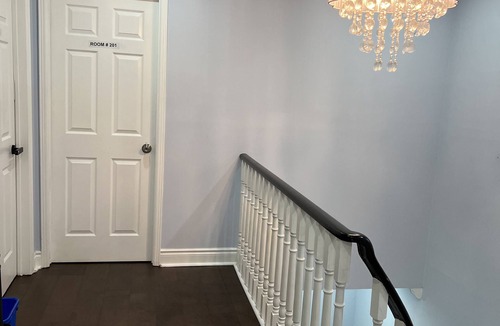 Pickering House | SH201-Cozy Holiday Home