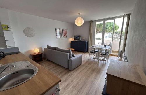Saint-Hilaire-de-Riez Apartment | SH210-09D - Appart Studio cabine 4 couchages SAINT HILAIRE DE RIEZ