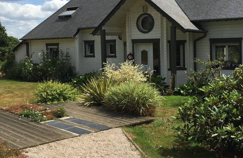 La Gacilly House | Shabby chic room