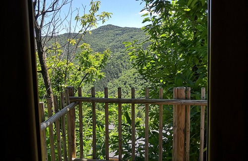 Saint-Hilaire-de-Lavit Ski Chalet | SHACK ON PILOTIS IN CEVENNES