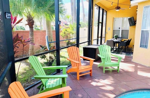 Kirkman South House | Shadow Bay Luxe Home with a Private Screened Pool near Universal Studios.