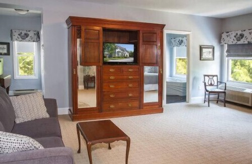 Rothesay Hotel | Shadow Lawn Inn