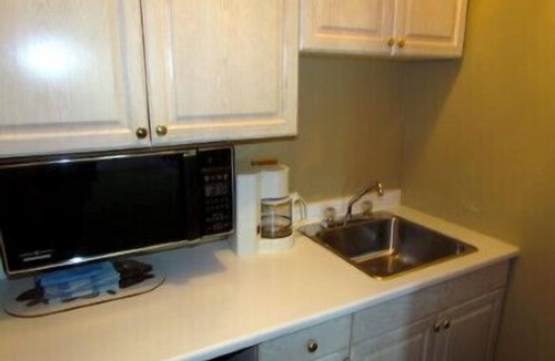 Rothesay Hotel | Shadow Lawn Inn