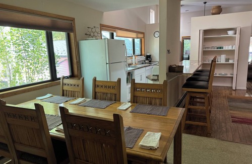 West End Apartment | Shadow Mountain Lodge