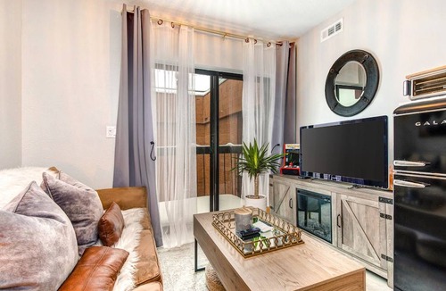 North Park City Hotel | Shadow Ridge 404 (1)