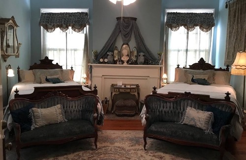 Columbus Bed & Breakfast | Shadowlawn Bed & Breakfast