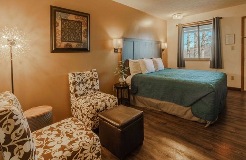 Branson West Hotel | Shady Acre Inn and Suites