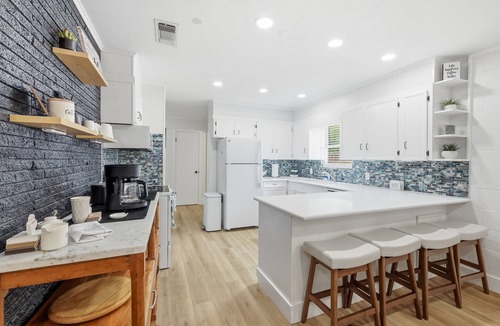 Graford House | Shady Cove- Waterfront, Private Dock, Hot tub
