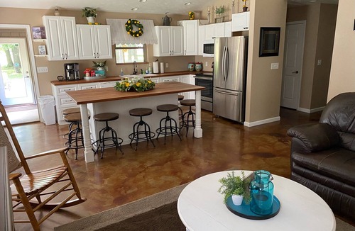 Williamson County House | Shady Lakes Escape-w/n minutes from Wineries & Lakes!
