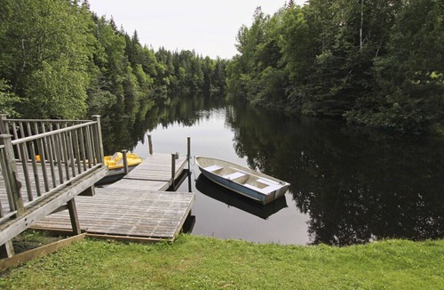 Murray Harbour Cottage | Shady Nook - 2 Bedroom Cottage Forest & Lake PEI Cottages
