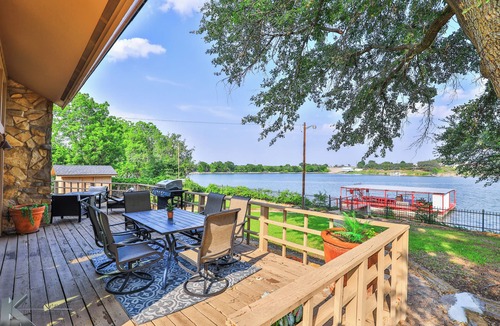 Coleman House | Shady Oaks Lake Coleman Retreat