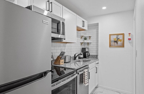Shadyside Apartment | Shadyside/Central @4 Stylish&Central Studio w/Prkg