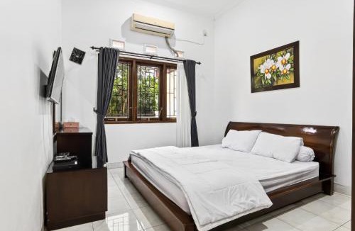 Mlati House | Shafira House - Modern House 3BR near Yogyakarta culinary spots