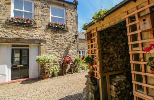 Haydon Bridge House | Shaftoe Mews