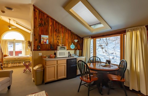 West Stockbridge Bed & Breakfast | Shaker Mill Inn